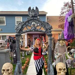 Meet your Posher, Carolyn